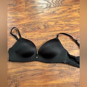 Victoria’s Secret Very Sexy So Obsessed Wireless Push Up Bra
